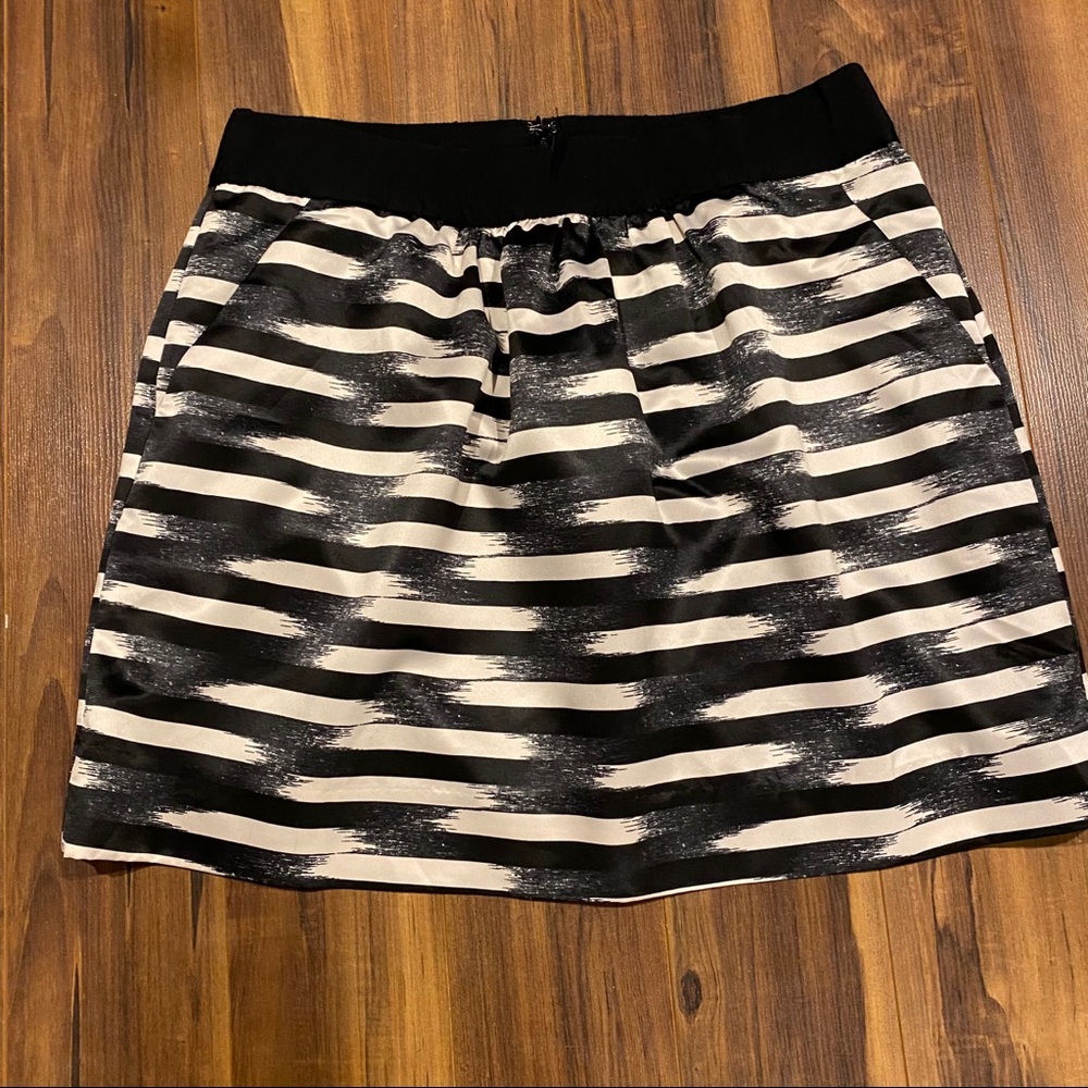 Gap silky skirt